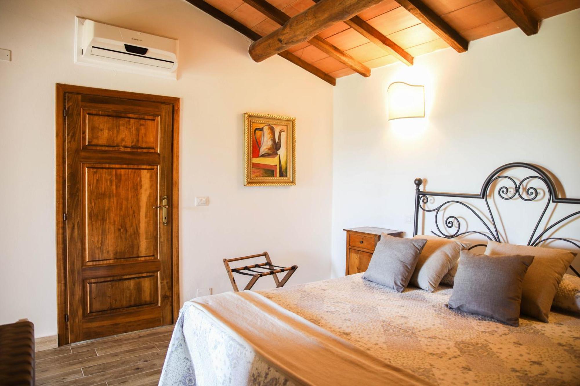 Bio Agriturismo Poggio Aione Saturnia Bagian luar foto